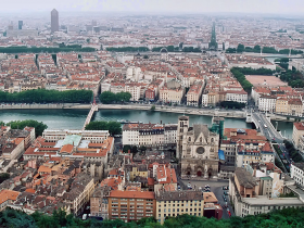 Chambre d'hôtel en journée à Lyon